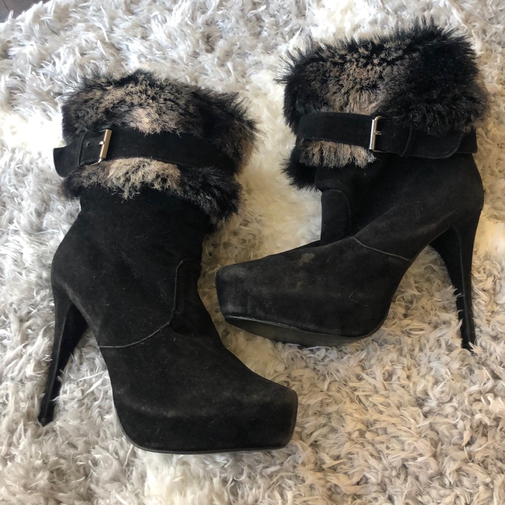 Heeled boots